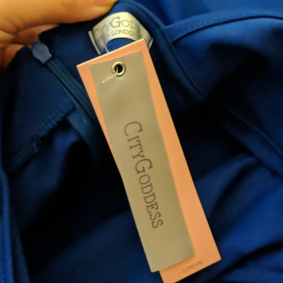 Blue City Goddess Dress - Picture 5 of 5